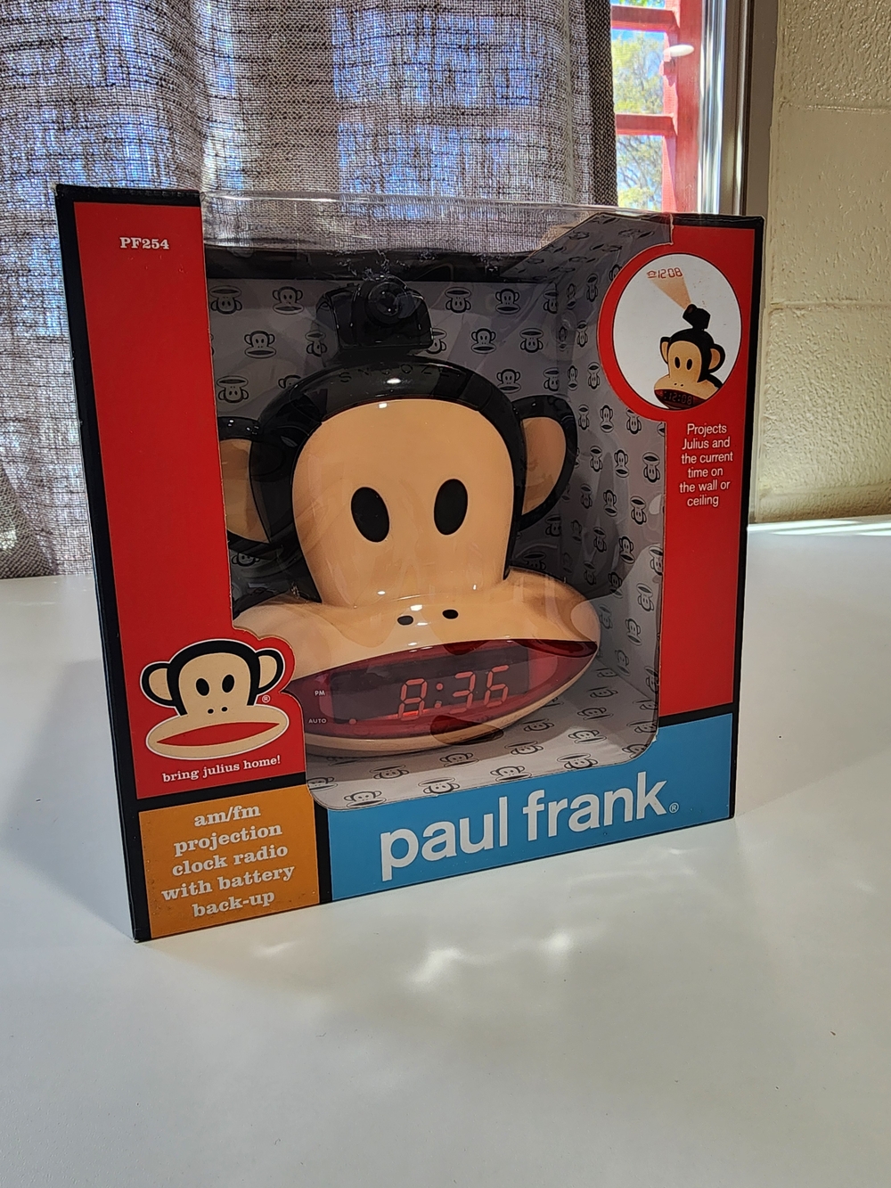 Paul Frank - Julius Monkey, Projection Alarm Clock AM/FM Radio New PF254